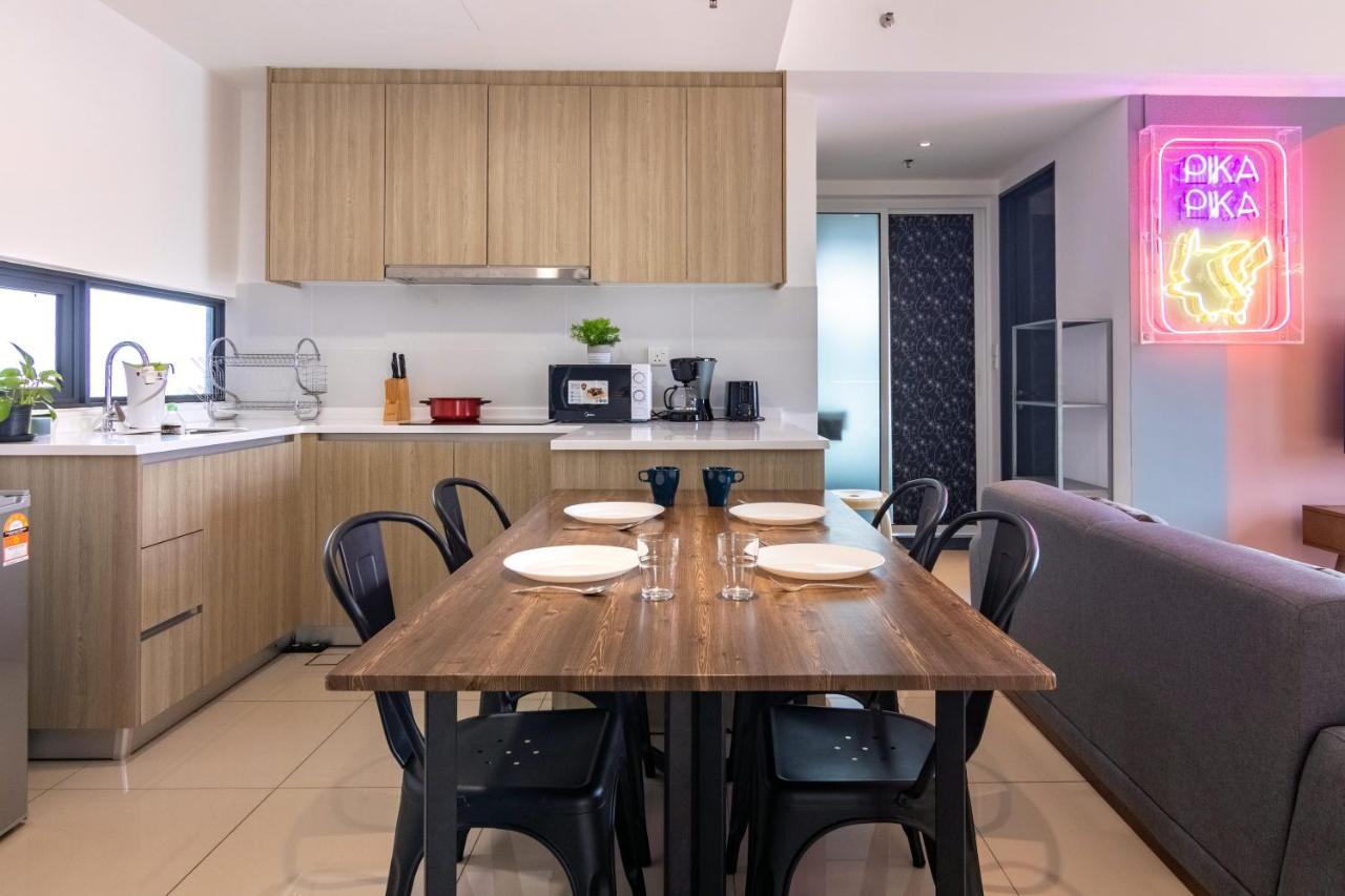 Tropicana 218 Macalister X Airlevate Suites Джордж Таун Екстериор снимка