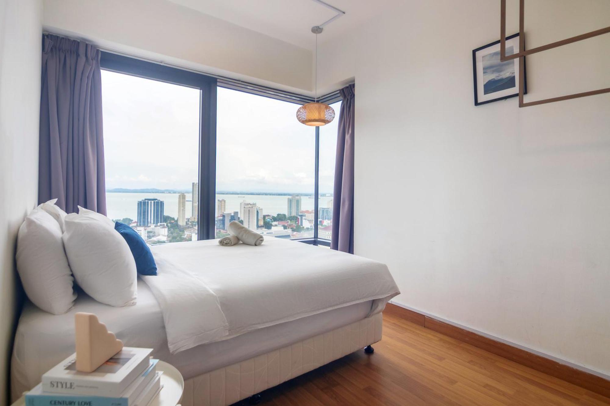 Tropicana 218 Macalister X Airlevate Suites Джордж Таун Екстериор снимка
